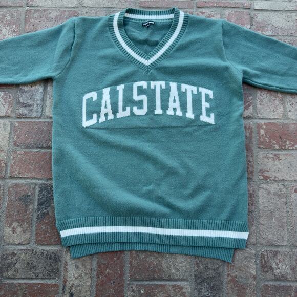 Fashion Nova Calstate Green Sweater V-Neck Cozy Size 1X - Picture 2 of 6